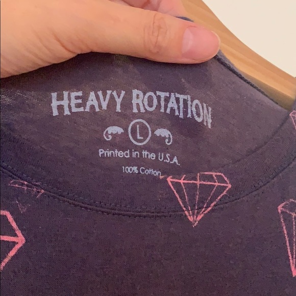 Adorable all over diamond ๐ print soft tee - Picture 3 of 3